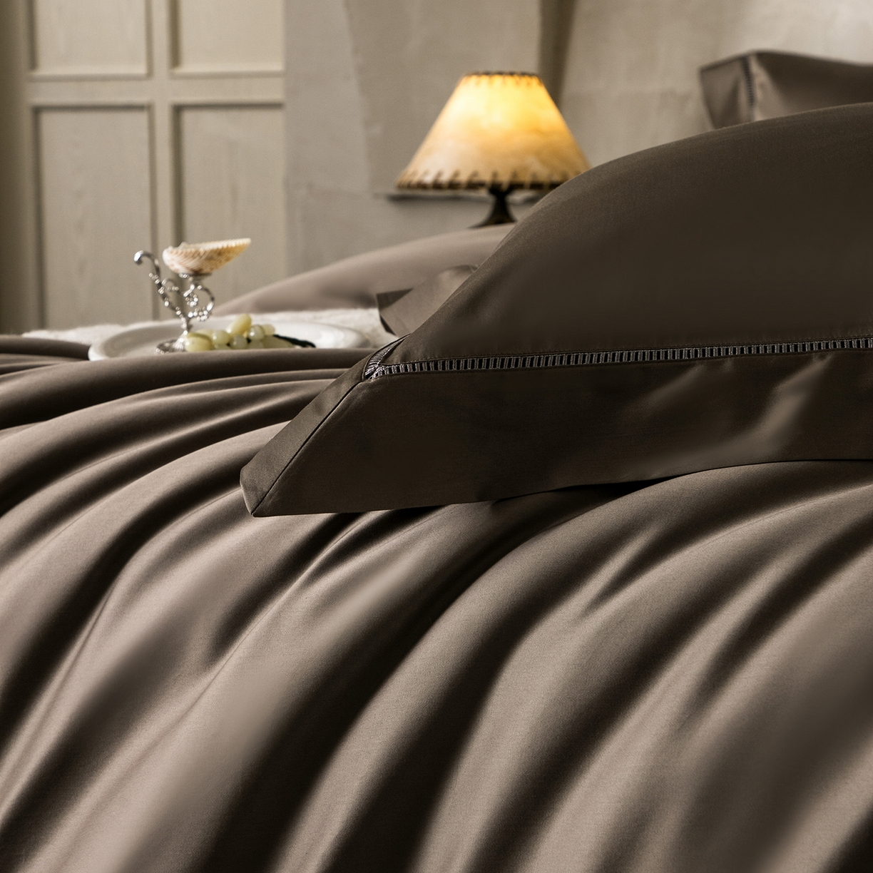 91家纺网 家纺一手货源 找家纺 佳汐蓝家纺 2026新款100支臻棉玲珑系列小镂空款四件套 玲珑-云咖