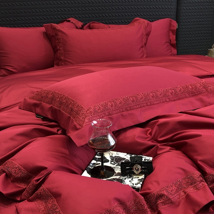 91家纺网 家纺一手货源 找家纺 黑白森林 2026新款匹马棉高定蕾丝大红系列 弗兰纳