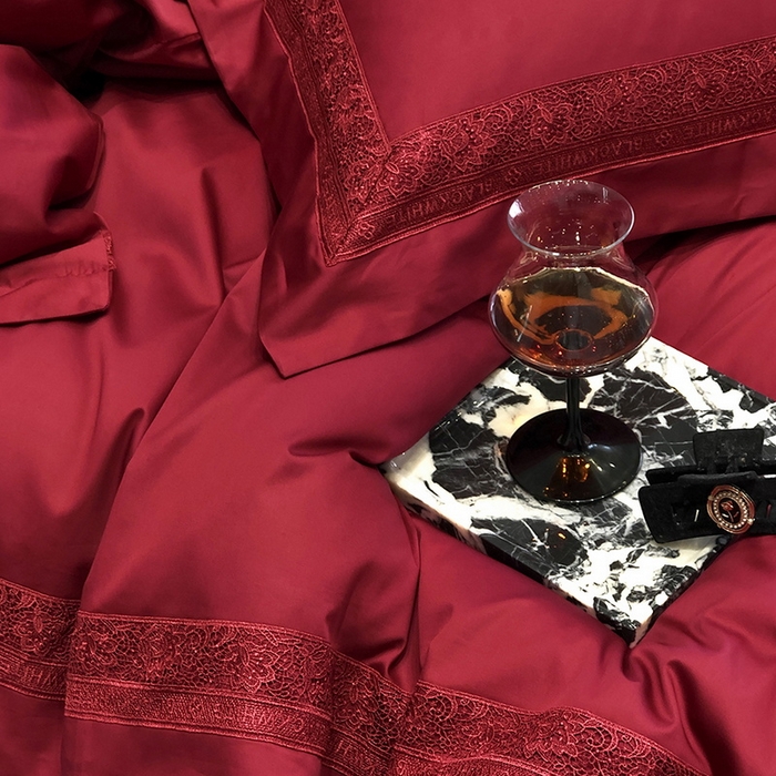 91家纺网 家纺一手货源 找家纺 黑白森林 2026新款匹马棉高定蕾丝大红系列 弗兰纳