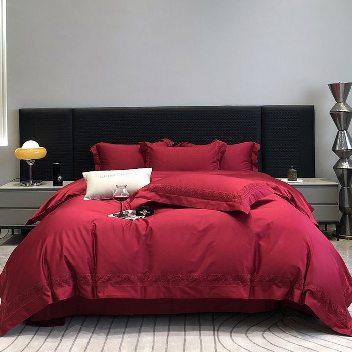 91家纺网 家纺一手货源 找家纺 黑白森林 2026新款匹马棉高定蕾丝大红系列 弗兰纳