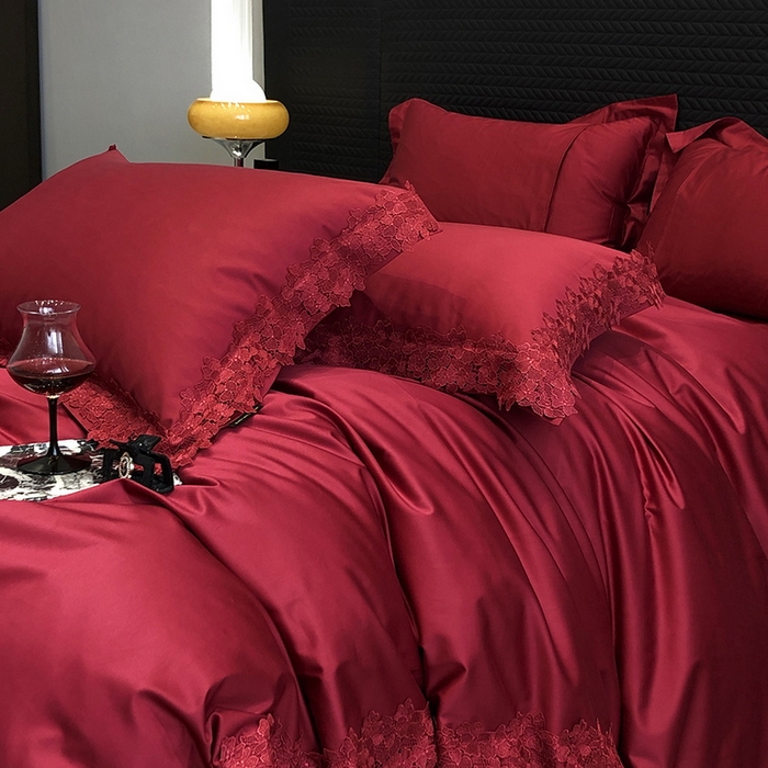 91家纺网 家纺一手货源 找家纺 黑白森林 2026新款匹马棉高定蕾丝大红系列 罗莎