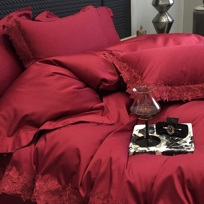 91家纺网 家纺一手货源 找家纺 黑白森林 2026新款匹马棉高定蕾丝大红系列 罗莎