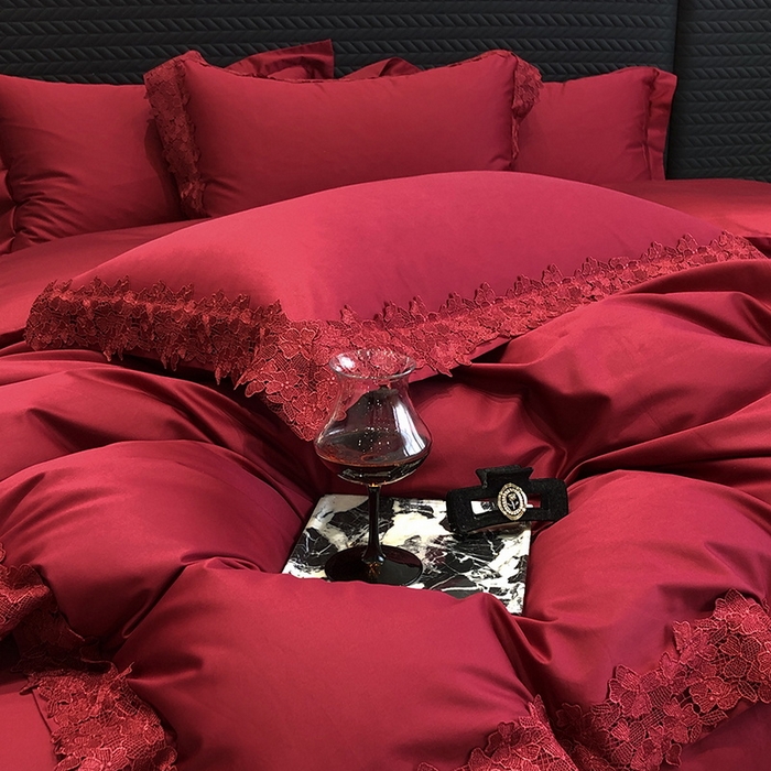 91家纺网 家纺一手货源 找家纺 黑白森林 2026新款匹马棉高定蕾丝大红系列 罗莎