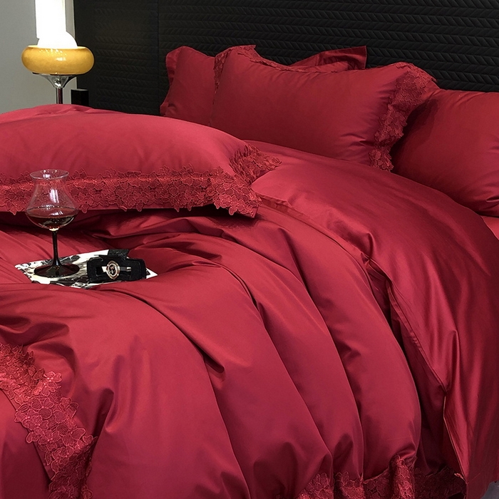 91家纺网 家纺一手货源 找家纺 黑白森林 2026新款匹马棉高定蕾丝大红系列 罗莎