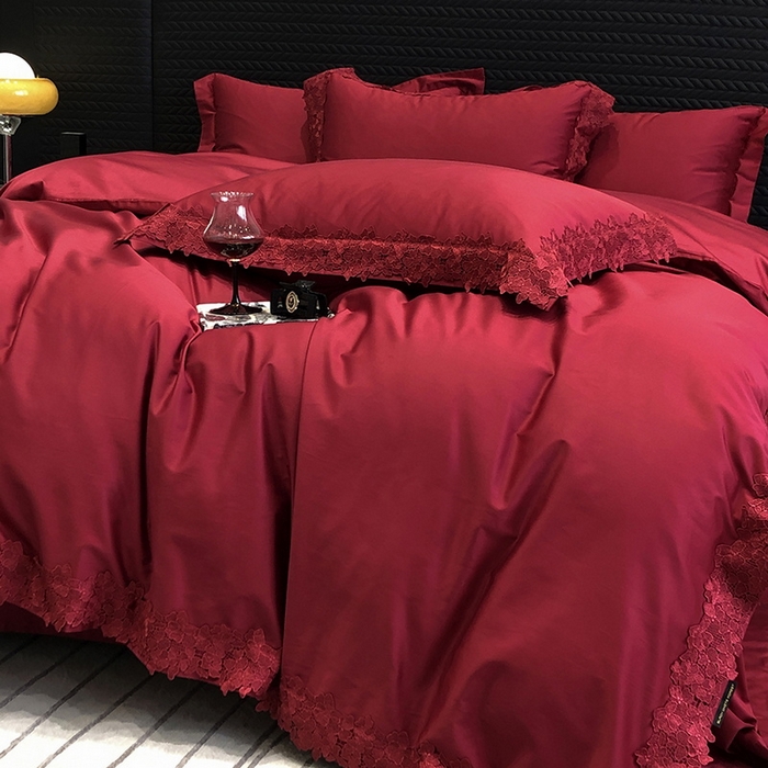 91家纺网 家纺一手货源 找家纺 黑白森林 2026新款匹马棉高定蕾丝大红系列 罗莎