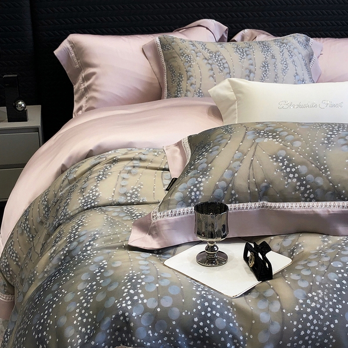 91家纺网 家纺一手货源 找家纺 黑白森林 2026新款轻奢天丝印花四件套 缦禾-灰