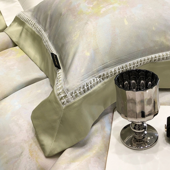 91家纺网 家纺一手货源 找家纺 黑白森林 2026新款轻奢天丝印花四件套 情愫-灰