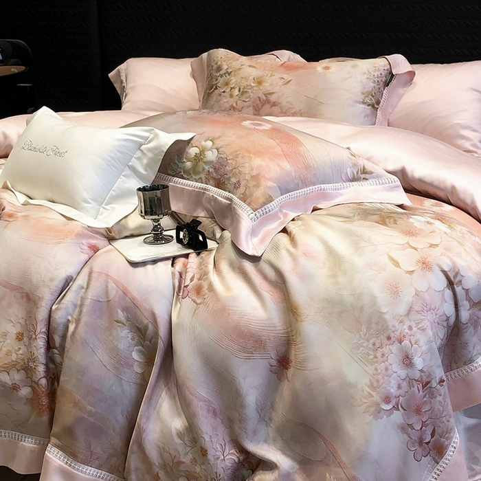 91家纺网 家纺一手货源 找家纺 黑白森林 2026新款轻奢天丝印花四件套 云馥-粉