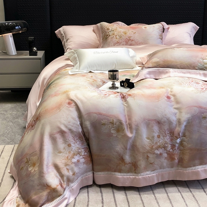 91家纺网 家纺一手货源 找家纺 黑白森林 2026新款轻奢天丝印花四件套 云馥-粉