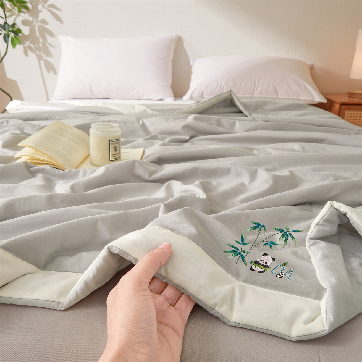 91家纺网 家纺一手货源 找家纺 招财星家纺 2026新款A类凉感竹纤维夏被空调被可机洗水洗夏被单人宿舍薄款被子（带质检报告买家秀） 熊猫-雾灰