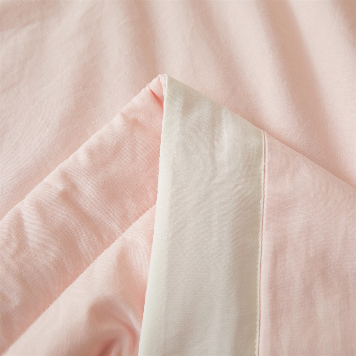 91家纺网 家纺一手货源 找家纺 招财星家纺 2026新款A类凉感竹纤维夏被空调被可机洗水洗夏被单人宿舍薄款被子（带质检报告买家秀） 熊猫-少女粉