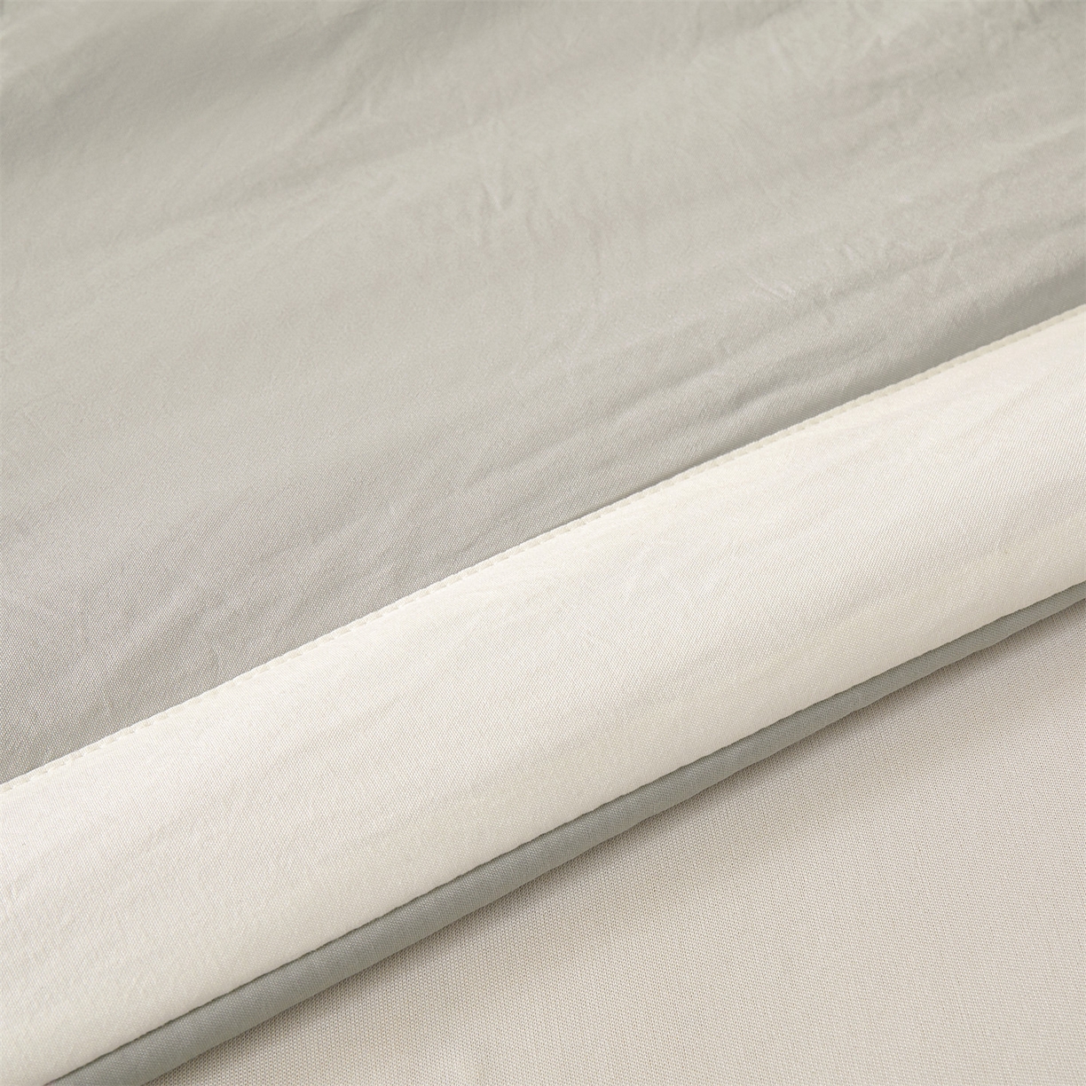 91家纺网 家纺一手货源 找家纺 招财星家纺 2026新款A类凉感竹纤维夏被空调被可机洗水洗夏被单人宿舍薄款被子（带质检报告买家秀） 熊猫-雾灰