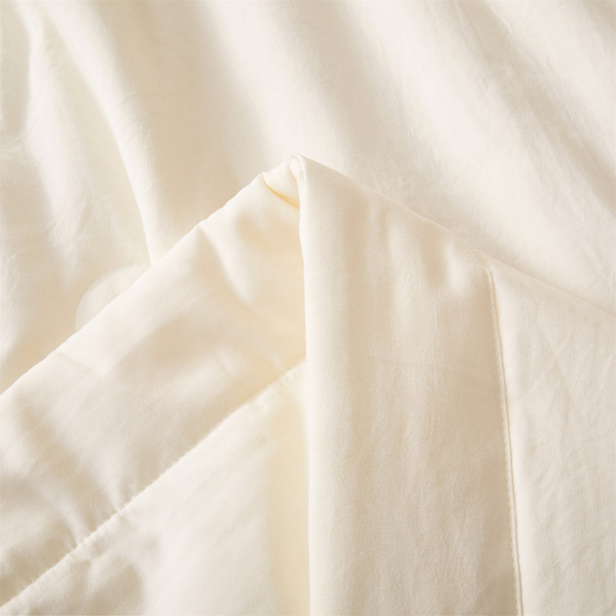 91家纺网 家纺一手货源 找家纺 招财星家纺 2026新款A类凉感竹纤维夏被空调被可机洗水洗夏被单人宿舍薄款被子（带质检报告买家秀） 熊猫-本白