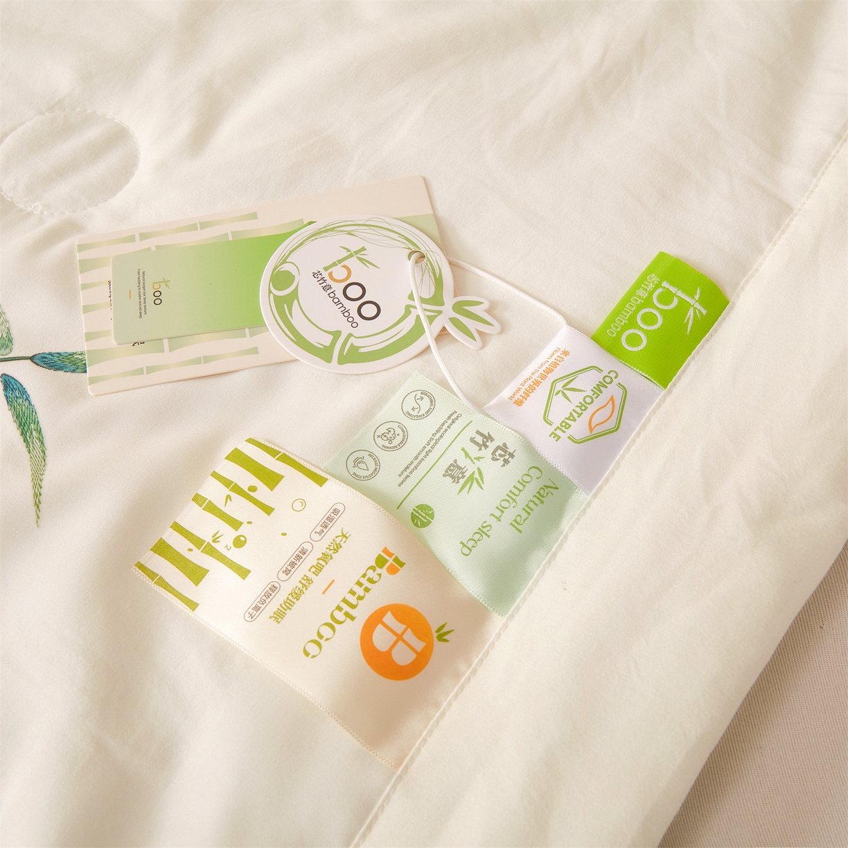 91家纺网 家纺一手货源 找家纺 招财星家纺 2026新款A类凉感竹纤维夏被空调被可机洗水洗夏被单人宿舍薄款被子（带质检报告买家秀） 熊猫-本白