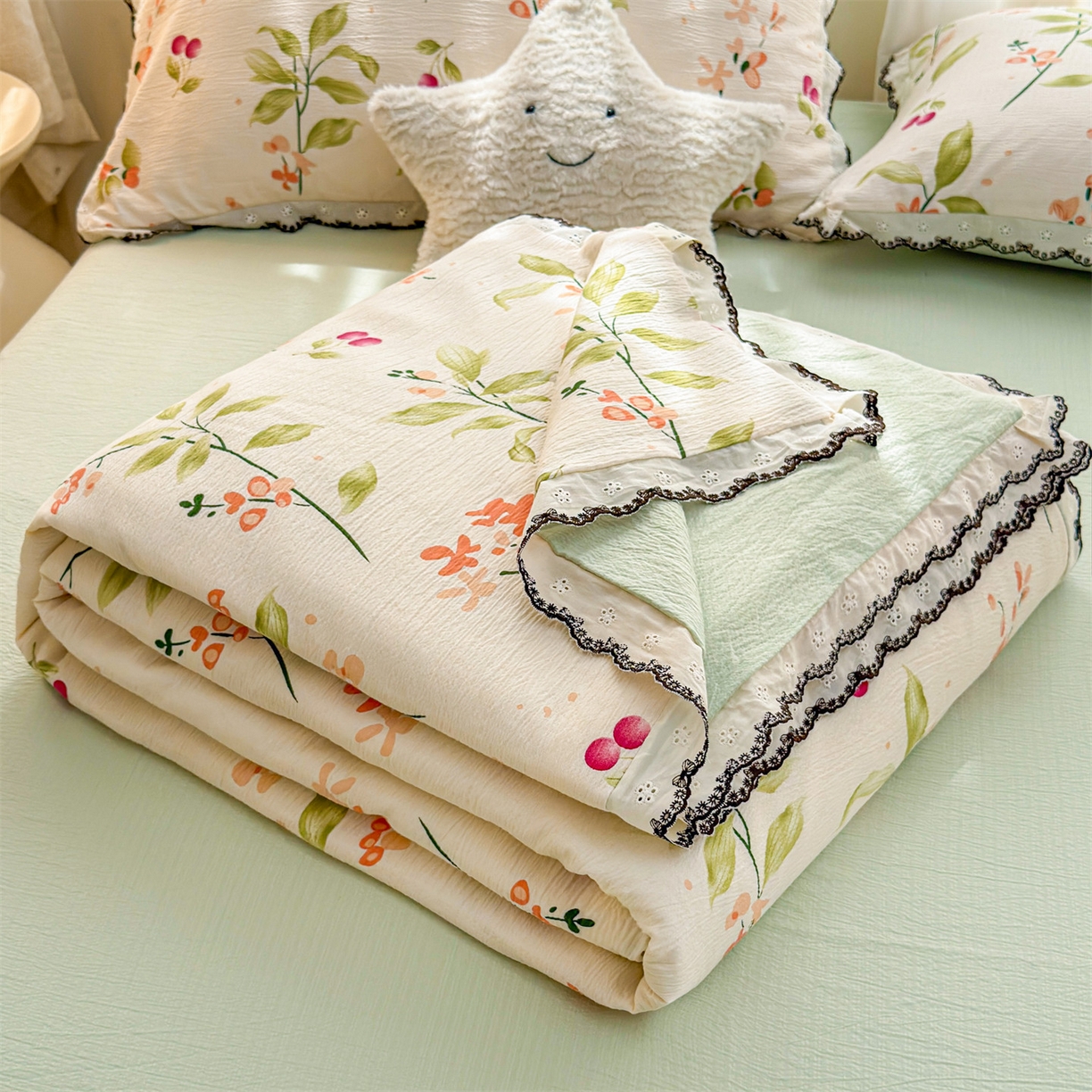 91家纺网 家纺一手货源 找家纺 招财星家纺 2026新款A类全棉花边云感双层纱大豆纤维夏被四件套夏被夏凉被空调被（带质检报告买家秀） 花边款-金枝玉叶