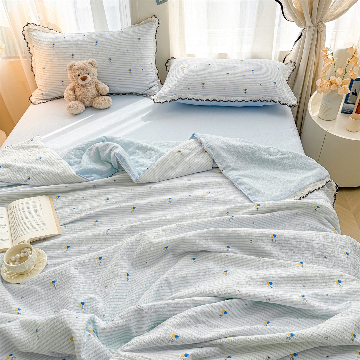 91家纺网 家纺一手货源 找家纺 招财星家纺 2026新款A类全棉花边云感双层纱大豆纤维夏被四件套夏被夏凉被空调被（带质检报告买家秀） 花边款-草莓气球