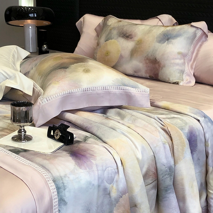 91家纺网 家纺一手货源 找家纺 黑白森林 2026新款天丝印花夏被四件套系列 碧薇-紫