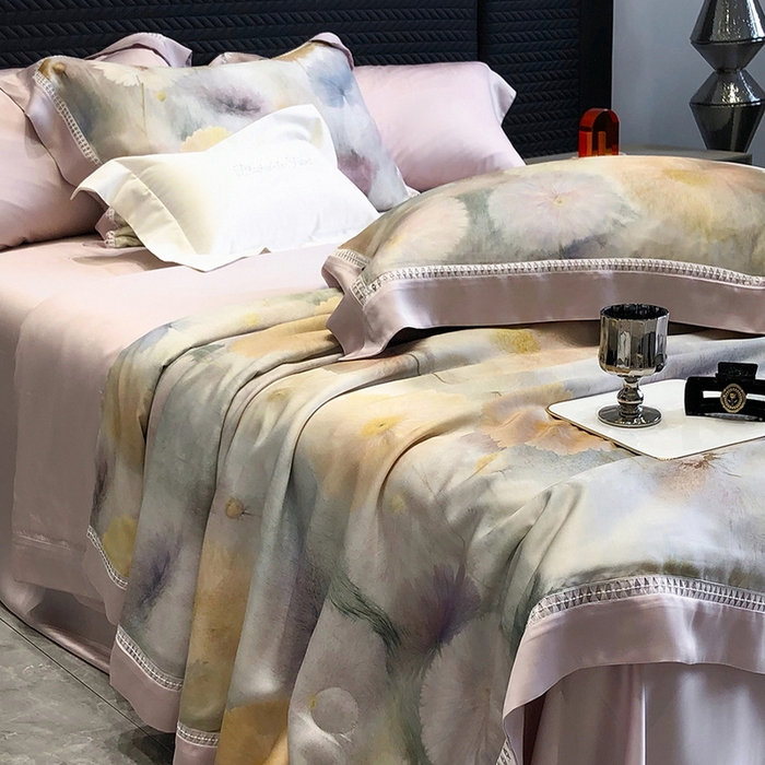 91家纺网 家纺一手货源 找家纺 黑白森林 2026新款天丝印花夏被四件套系列 碧薇-紫