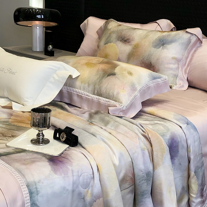 91家纺网 家纺一手货源 找家纺 黑白森林 2026新款天丝印花夏被四件套系列 碧薇-紫