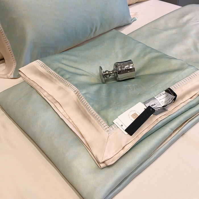 91家纺网 家纺一手货源 找家纺 黑白森林 2026新款天丝印花夏被四件套系列 蒂妮-绿