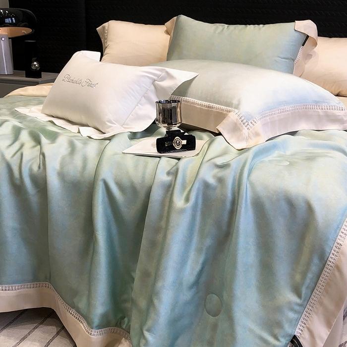 91家纺网 家纺一手货源 找家纺 黑白森林 2026新款天丝印花夏被四件套系列 蒂妮-绿