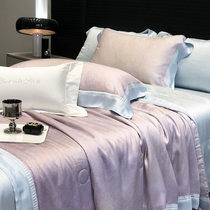 91家纺网 家纺一手货源 找家纺 黑白森林 2026新款天丝印花夏被四件套系列 蒂妮-紫