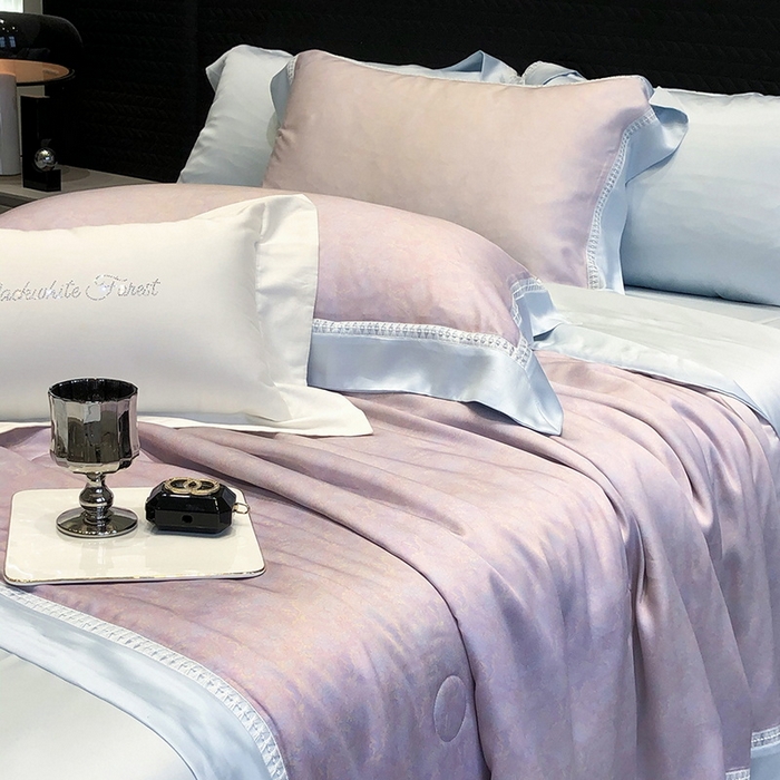 91家纺网 家纺一手货源 找家纺 黑白森林 2026新款天丝印花夏被四件套系列 蒂妮-紫