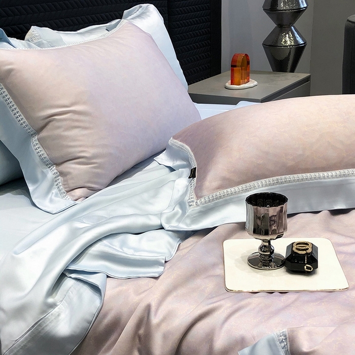 91家纺网 家纺一手货源 找家纺 黑白森林 2026新款天丝印花夏被四件套系列 蒂妮-紫