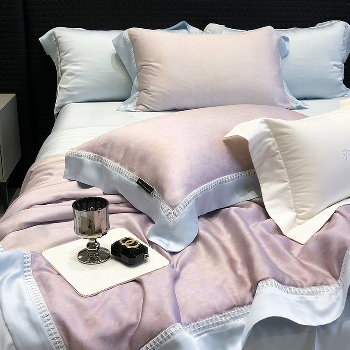 91家纺网 家纺一手货源 找家纺 黑白森林 2026新款天丝印花夏被四件套系列 蒂妮-紫