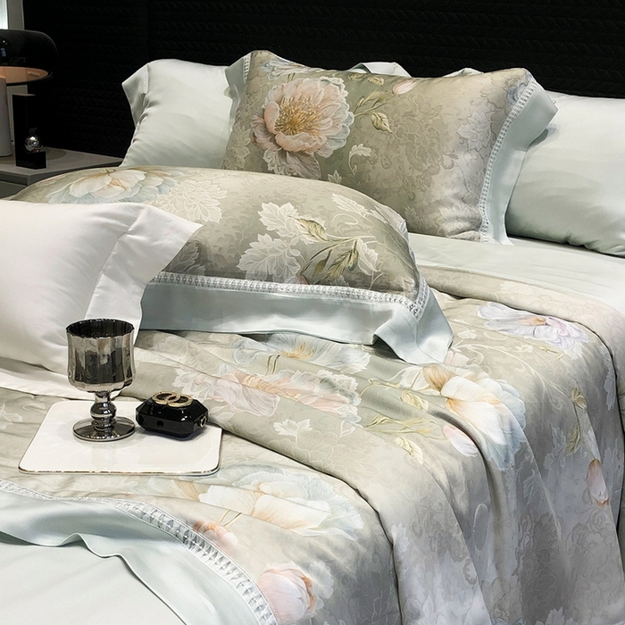 91家纺网 家纺一手货源 找家纺 黑白森林 2026新款天丝印花夏被四件套系列 菡蕾-兰