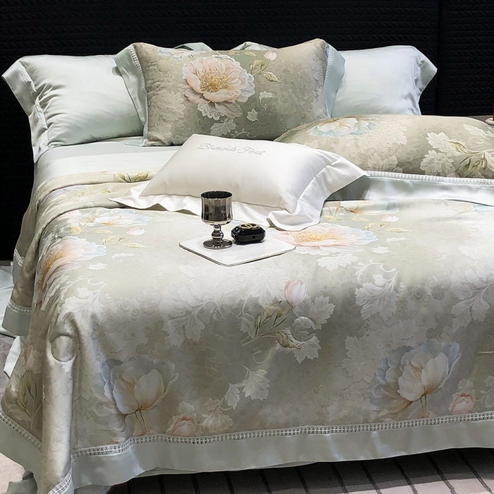 91家纺网 家纺一手货源 找家纺 黑白森林 2026新款天丝印花夏被四件套系列 菡蕾-兰