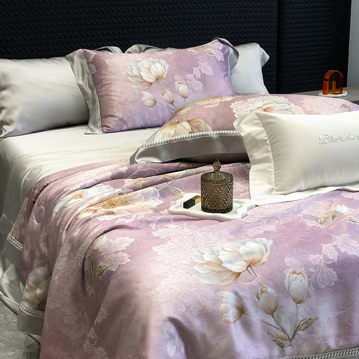 91家纺网 家纺一手货源 找家纺 黑白森林 2026新款天丝印花夏被四件套系列 菡蕾-紫