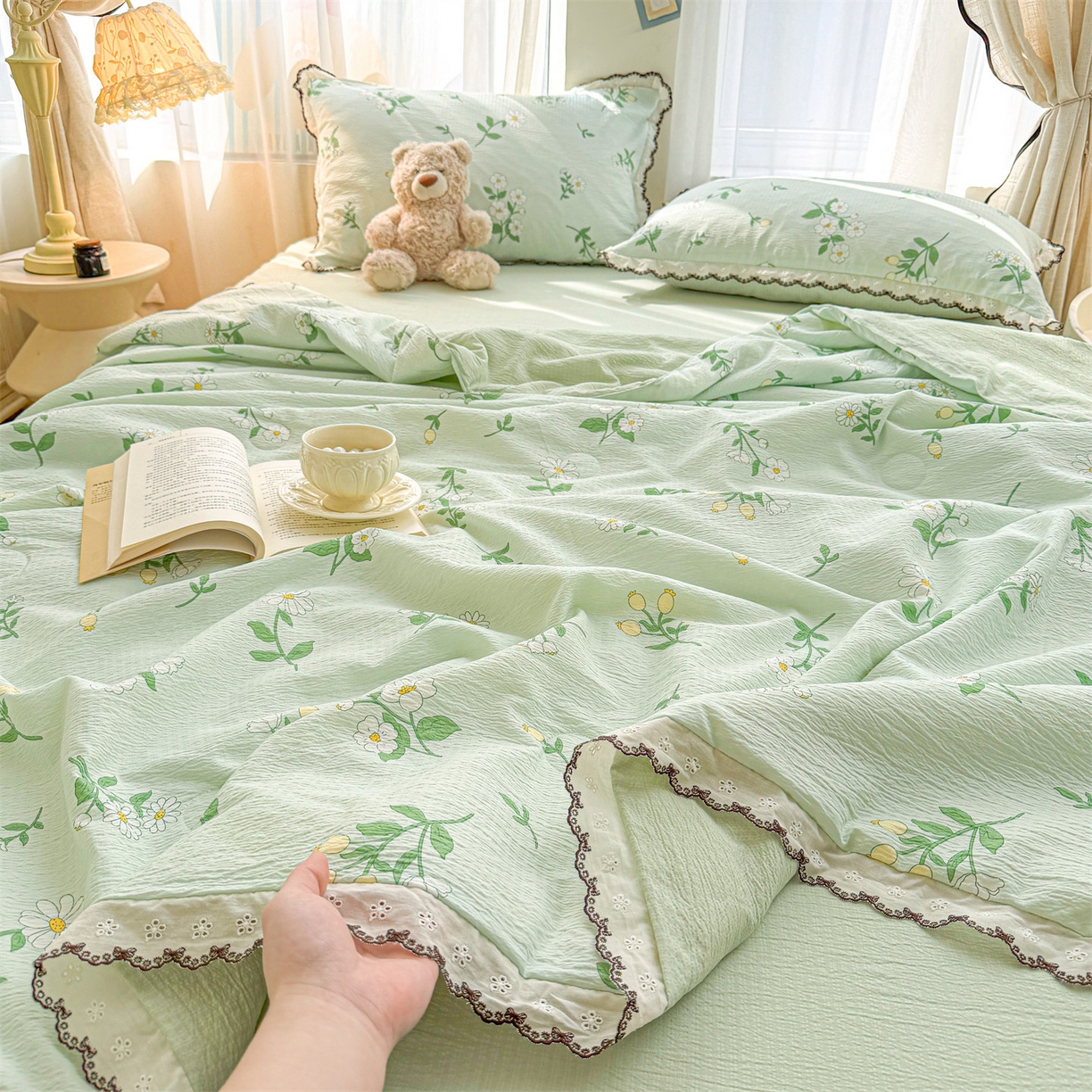 91家纺网 家纺一手货源 找家纺 招财星家纺 2026新款A类全棉花边云感双层纱大豆纤维夏被四件套夏被夏凉被空调被（带质检报告买家秀） 花边款-花季