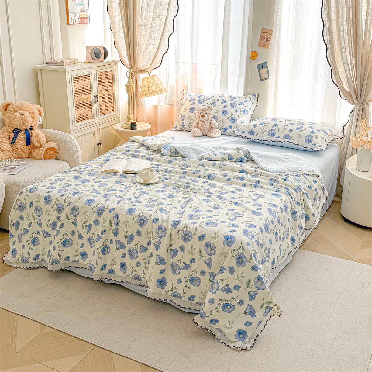 91家纺网 家纺一手货源 找家纺 招财星家纺 2026新款A类全棉花边云感双层纱大豆纤维夏被四件套夏被夏凉被空调被（带质检报告买家秀） 花边款-花语