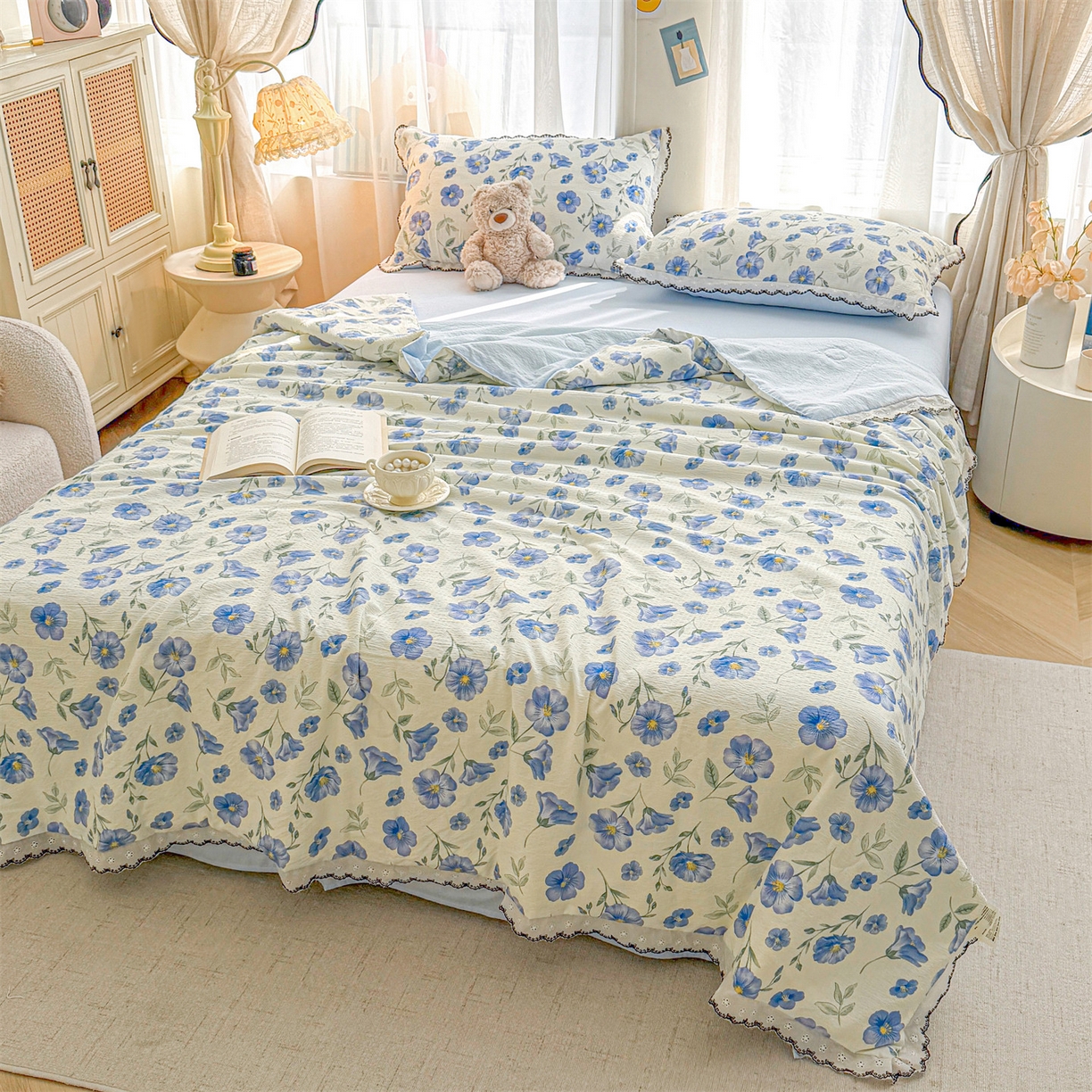 91家纺网 家纺一手货源 找家纺 招财星家纺 2026新款A类全棉花边云感双层纱大豆纤维夏被四件套夏被夏凉被空调被（带质检报告买家秀） 花边款-花语