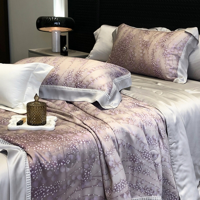 91家纺网 家纺一手货源 找家纺 黑白森林 2026新款天丝印花夏被四件套系列 缦禾-紫