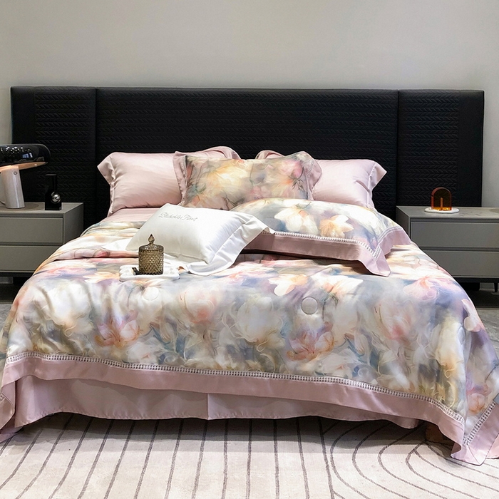 91家纺网 家纺一手货源 找家纺 黑白森林 2026新款天丝印花夏被四件套系列 梦境-粉