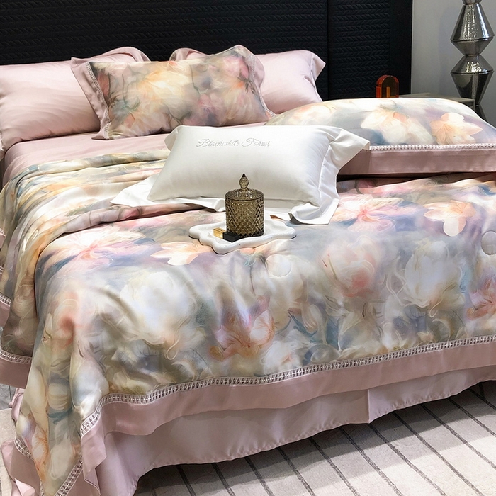 91家纺网 家纺一手货源 找家纺 黑白森林 2026新款天丝印花夏被四件套系列 梦境-粉