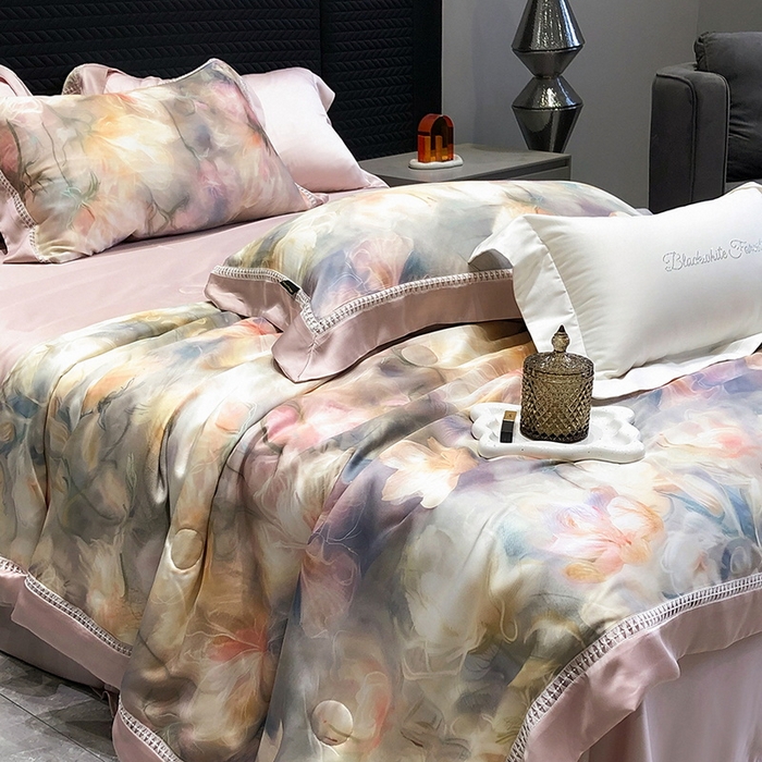 91家纺网 家纺一手货源 找家纺 黑白森林 2026新款天丝印花夏被四件套系列 梦境-粉