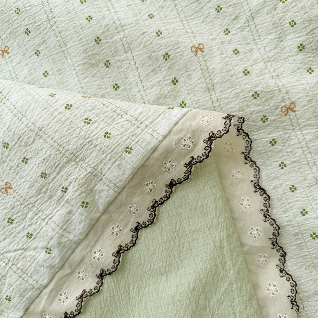 91家纺网 家纺一手货源 找家纺 招财星家纺 2026新款A类全棉花边云感双层纱大豆纤维夏被四件套夏被夏凉被空调被（带质检报告买家秀） 花边款-幸运结-绿