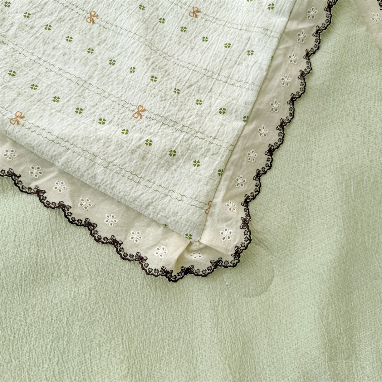 91家纺网 家纺一手货源 找家纺 招财星家纺 2026新款A类全棉花边云感双层纱大豆纤维夏被四件套夏被夏凉被空调被（带质检报告买家秀） 花边款-幸运结-绿