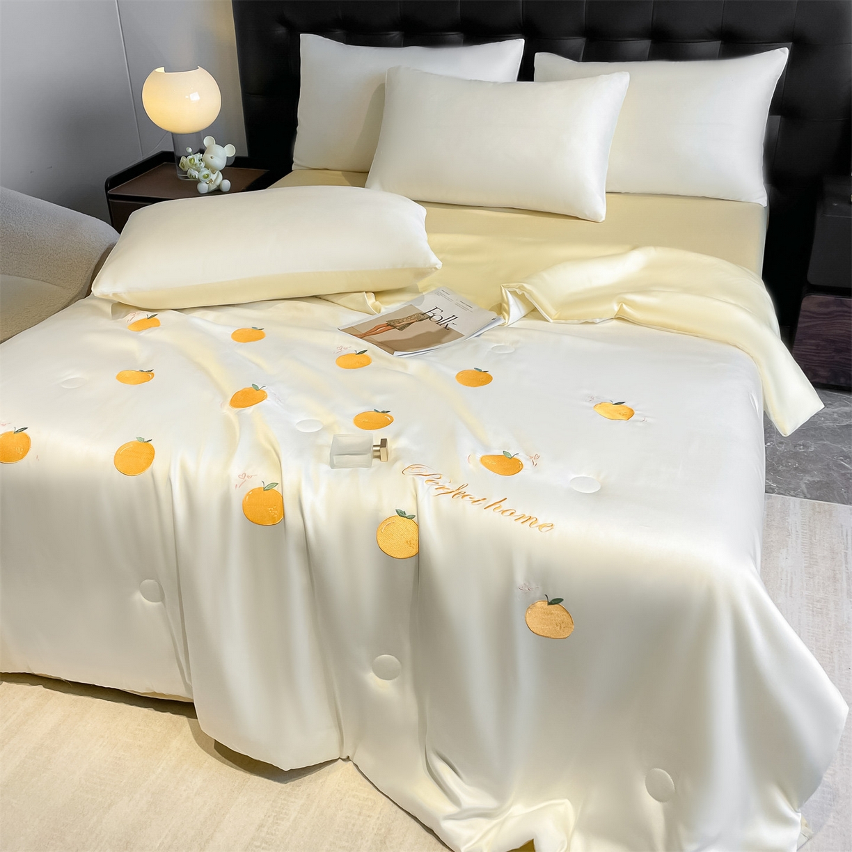 91家纺网 家纺一手货源 找家纺 美澳家纺 2026新款凉感水洗冰丝真丝刺绣双拼单夏被三件套四件套 蜜桔-奶黄