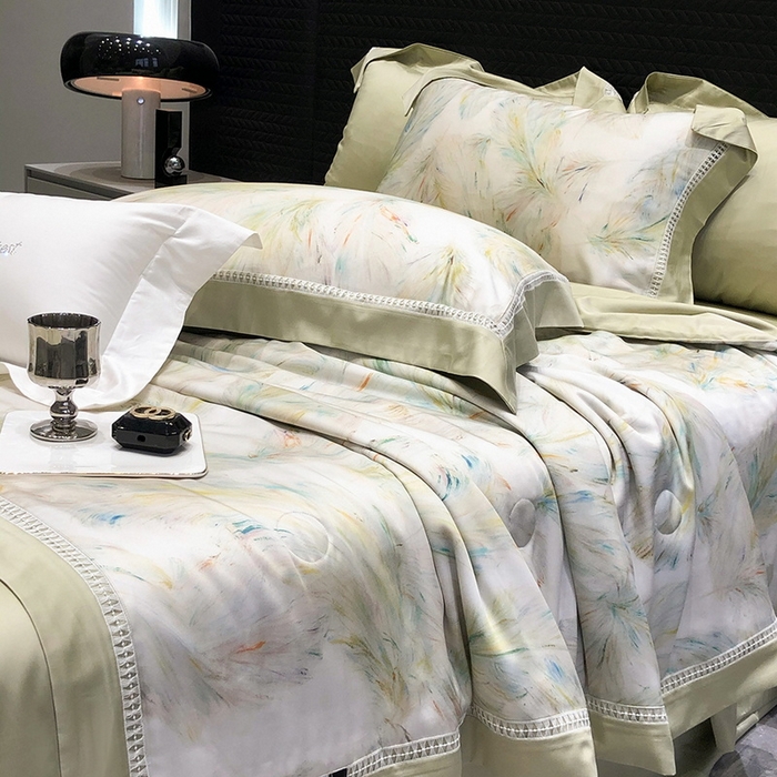 91家纺网 家纺一手货源 找家纺 黑白森林 2026新款天丝印花夏被四件套系列 觅羽-绿