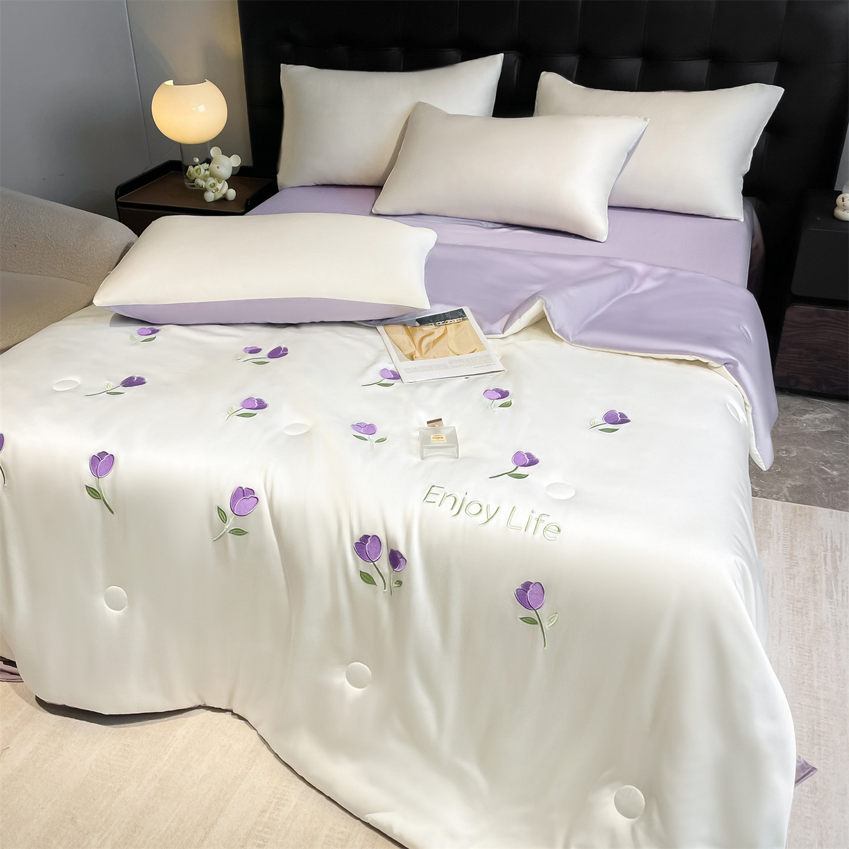 91家纺网 家纺一手货源 找家纺 美澳家纺 2026新款凉感水洗冰丝真丝刺绣双拼单夏被三件套四件套 郁金香-紫