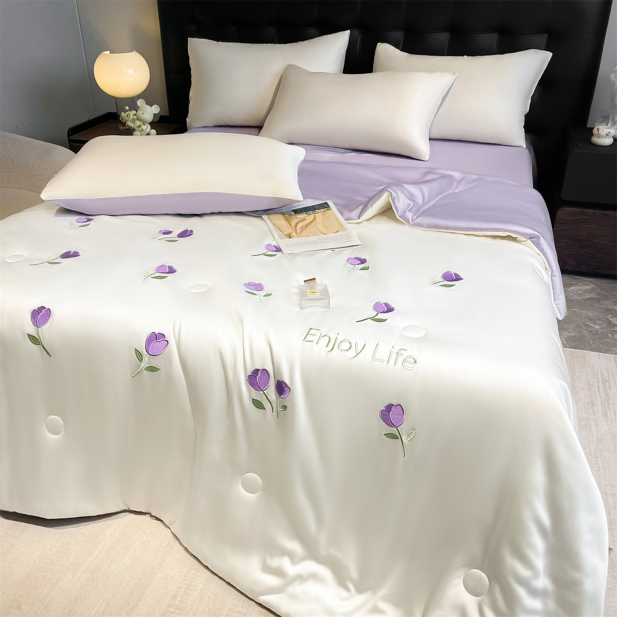 91家纺网 家纺一手货源 找家纺 美澳家纺 2026新款凉感水洗冰丝真丝刺绣双拼单夏被三件套四件套 郁金香-紫