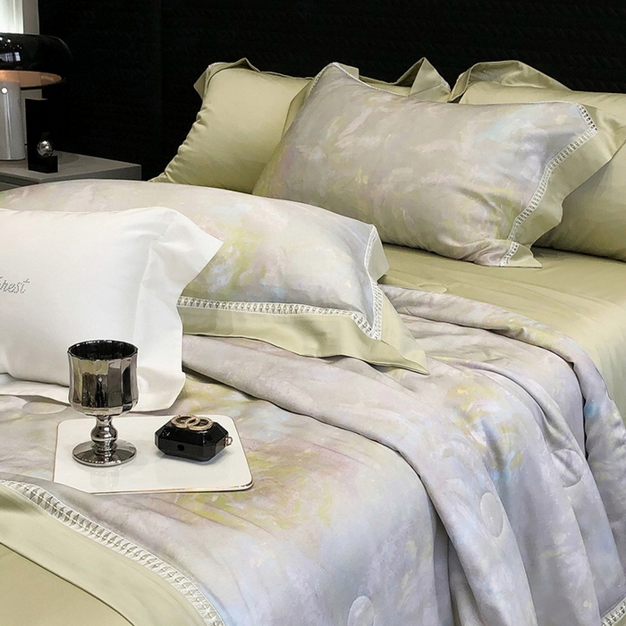 91家纺网 家纺一手货源 找家纺 黑白森林 2026新款天丝印花夏被四件套系列 情愫-灰