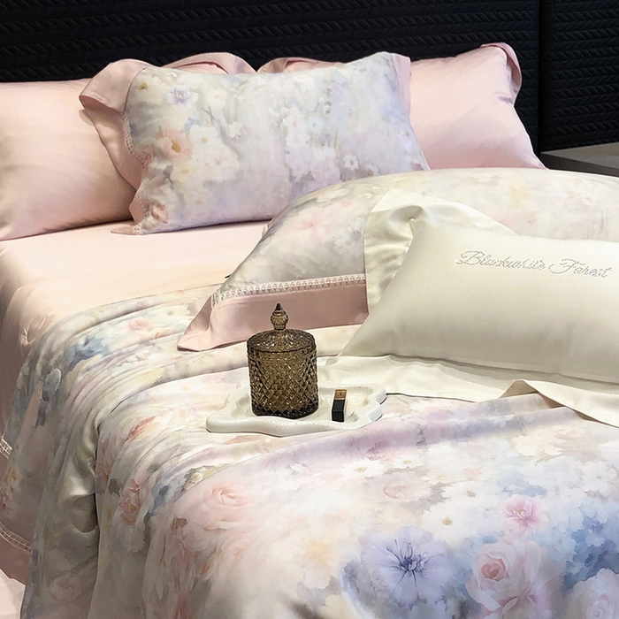 91家纺网 家纺一手货源 找家纺 黑白森林 2026新款天丝印花夏被四件套系列 薇宁