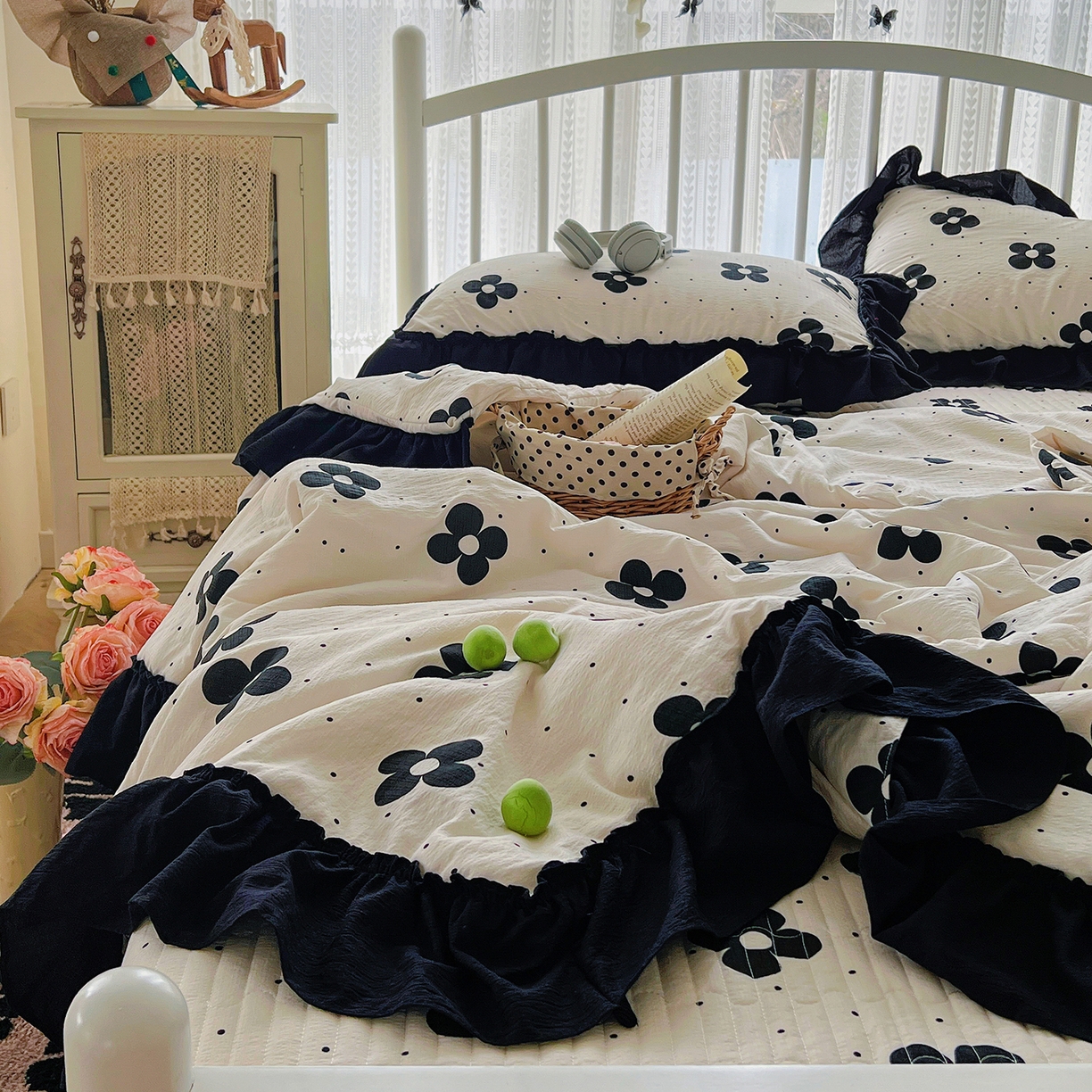 91家纺网 家纺一手货源 找家纺 金梦拉家纺 2026新款皱皱纱泡泡纱法式赫本系列床盖大花边四件套夏被四件套 四叶草