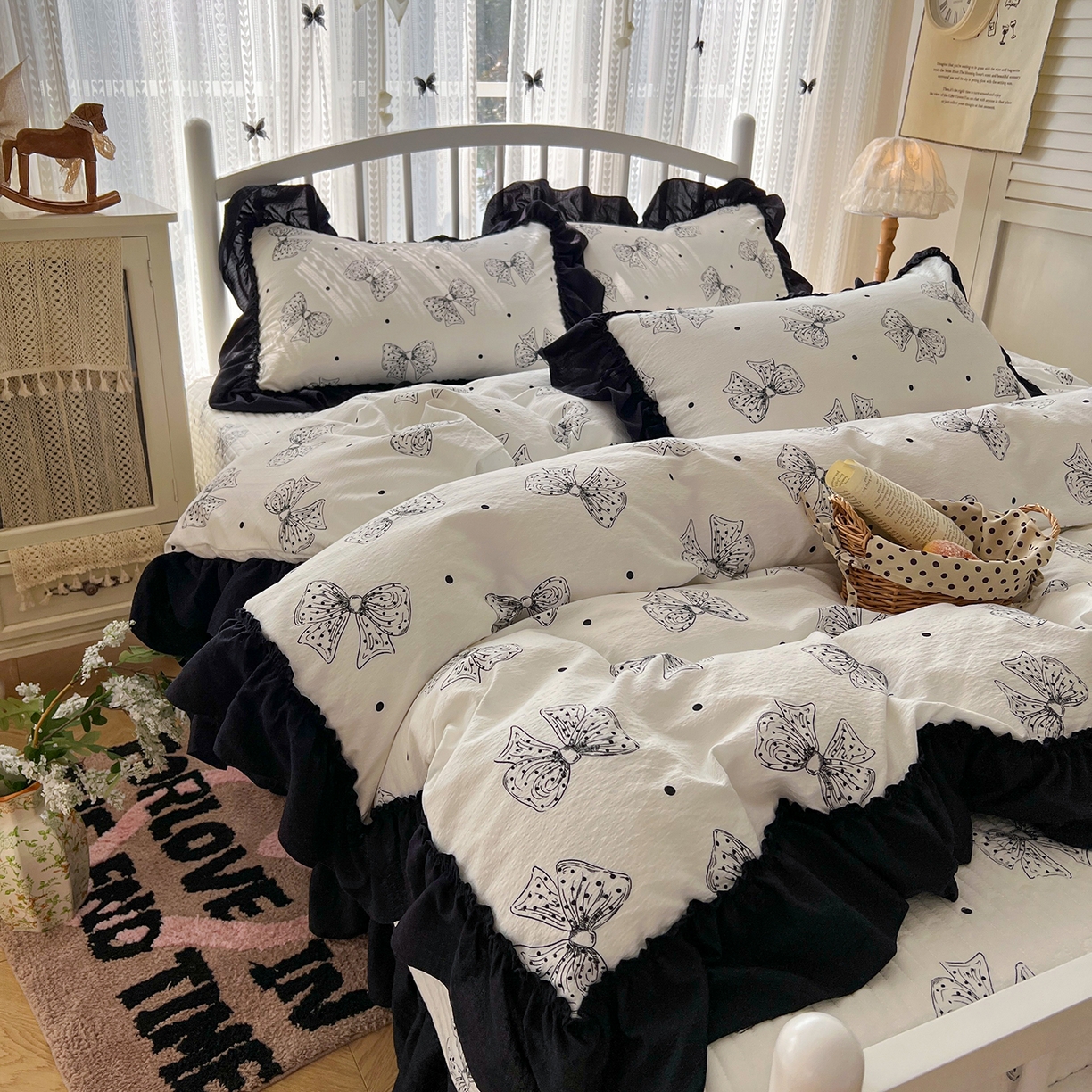 91家纺网 家纺一手货源 找家纺 金梦拉家纺 2026新款皱皱纱泡泡纱法式赫本系列床盖大花边四件套夏被四件套 少女心事