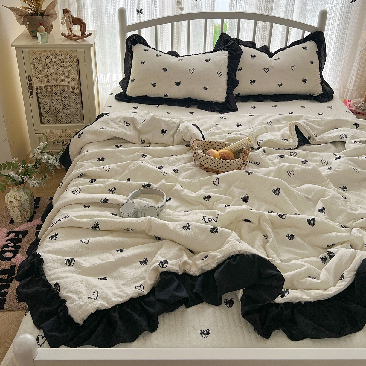 金梦拉家纺 2026新款皱皱纱泡泡纱法式赫本系列床盖大花边四件套夏被四件套 心之光